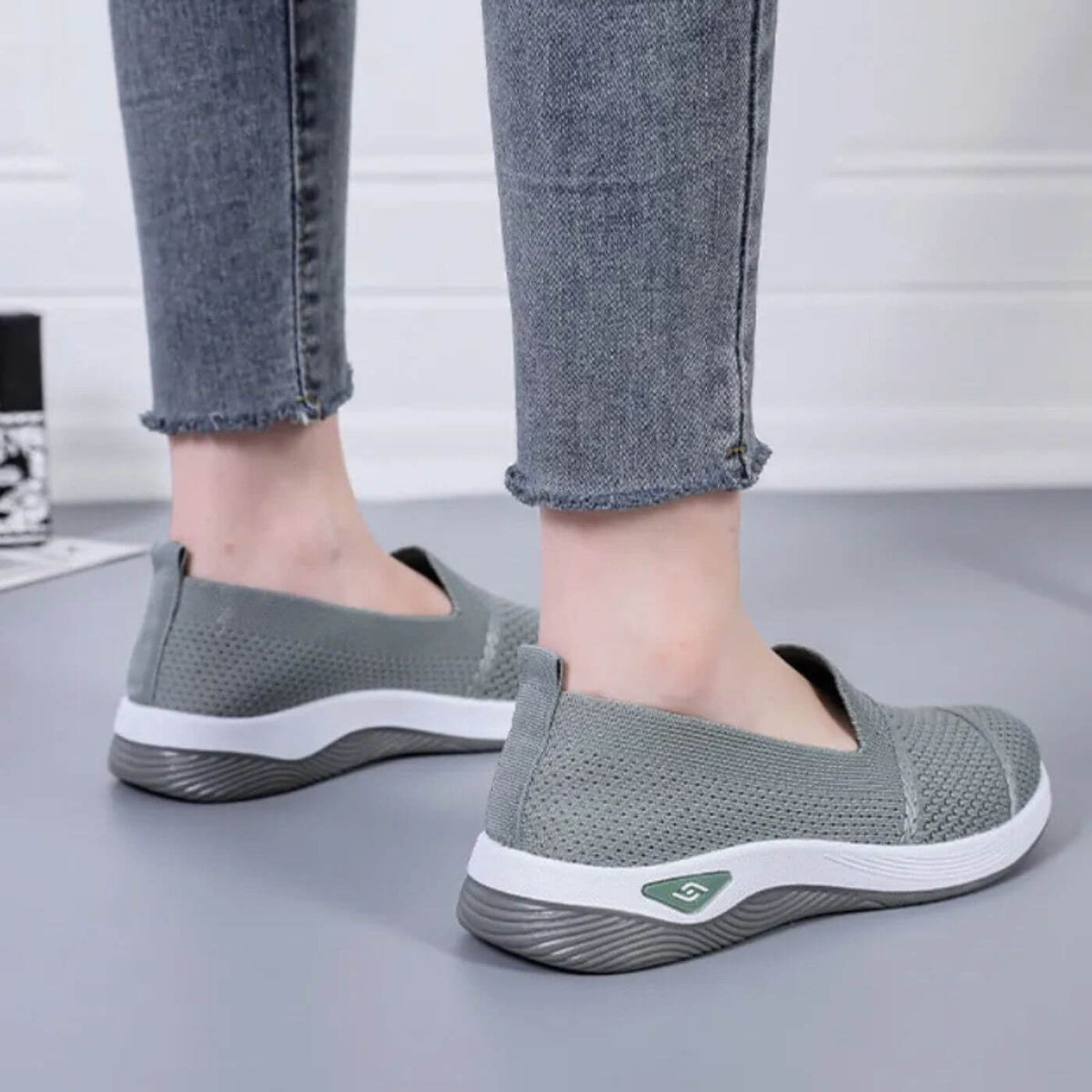 ErgoFit - Andningsbara Ortopediska Komfortsneakers (1+1 GRATIS)